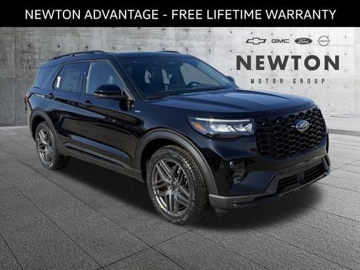 Black Metallic 2026 Ford Explorer ST-Line