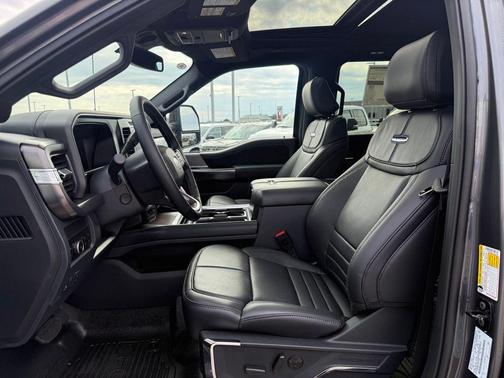 2026 Ford F-250 Platinum