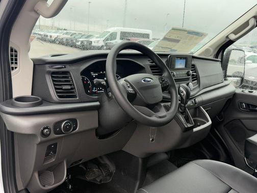 2025 Ford Transit-350 