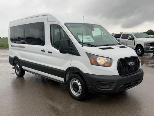 2025 Ford Transit-350 