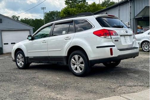 2011 Subaru Outback 3.6 R Limited