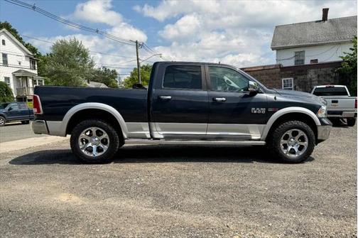 2015 RAM 1500 Laramie