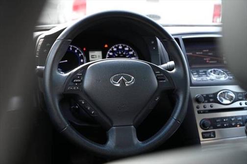 2013 INFINITI G37x Base