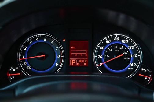 2009 INFINITI G37x Base