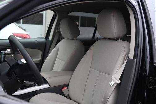 2013 Ford Edge SE