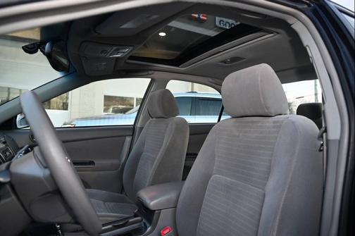 2005 Toyota Camry LE V6