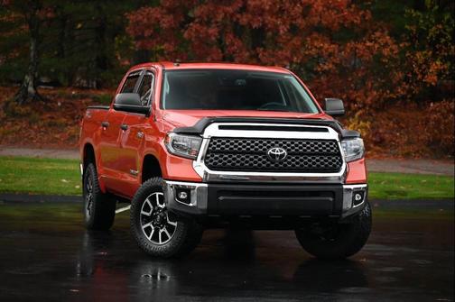 2018 Toyota Tundra SR5