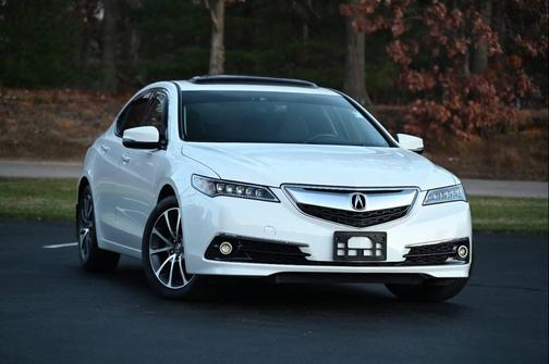 2017 Acura TLX w/Technology Package