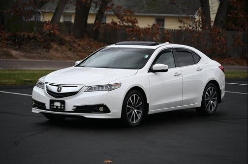 2017 Acura TLX w/Technology Package