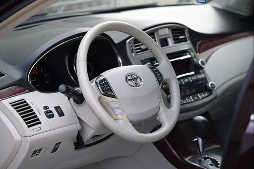 2011 Toyota Avalon Limited
