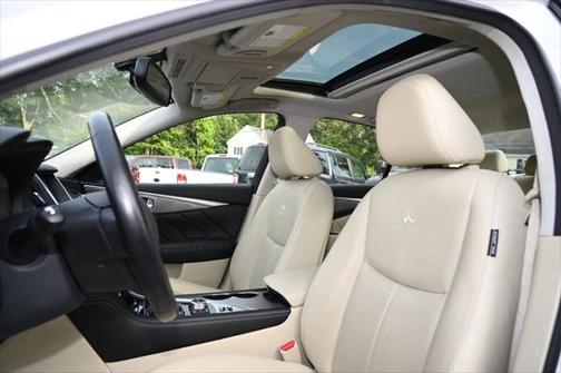2014 INFINITI Q50 Premium