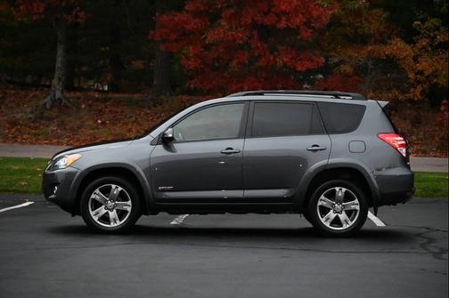 2010 Toyota RAV4 Sport