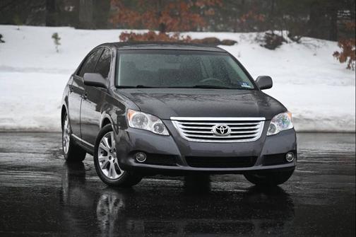 2009 Toyota Avalon XLS
