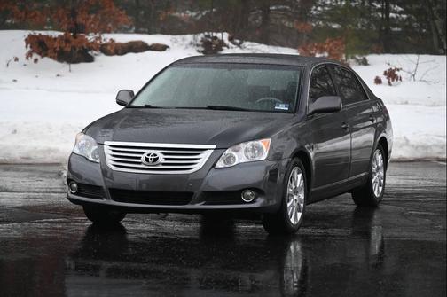 2009 Toyota Avalon XLS