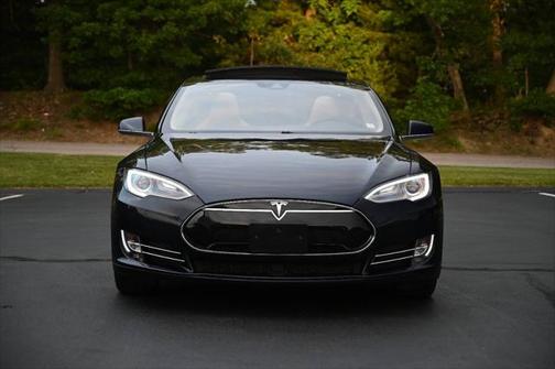 2015 Tesla Model S 85D