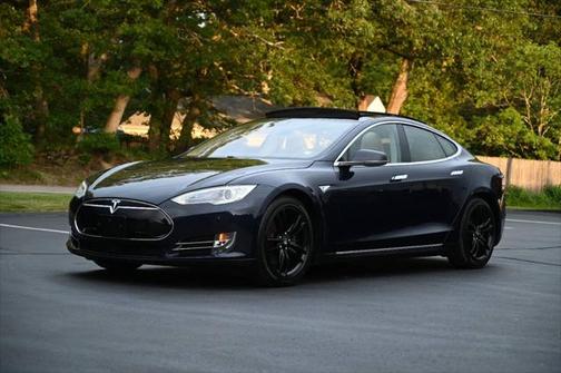 2015 Tesla Model S 85D