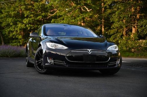 2015 Tesla Model S 85D