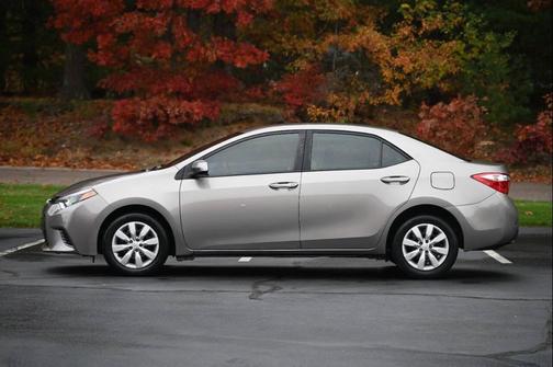 2016 Toyota Corolla LE Plus