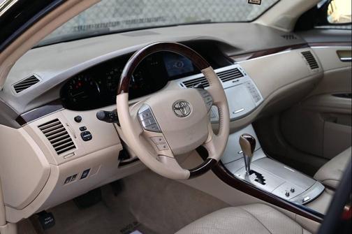2010 Toyota Avalon Limited