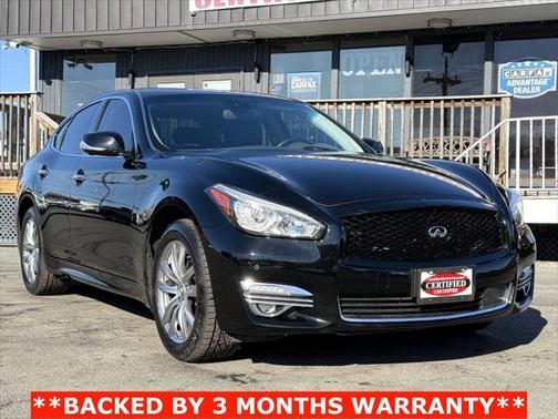 2016 INFINITI Q70 3.7X