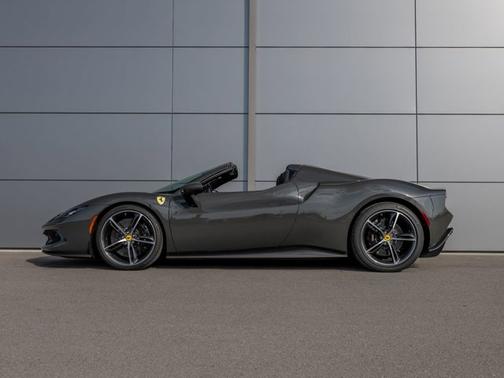 2025 Ferrari 296 GTS 