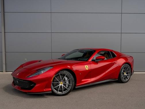 2023 Ferrari 812 GTS Base