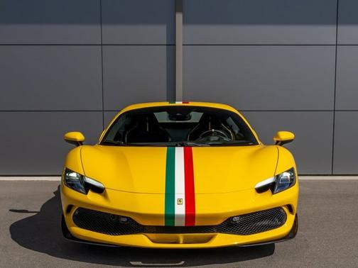 2024 Ferrari 296 GTS