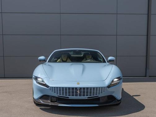 2024 Ferrari Roma Spider 
