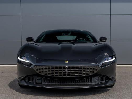 2023 Ferrari Roma Base