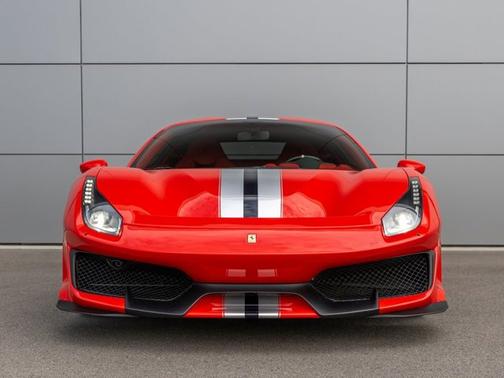 2019 Ferrari 488 Pista Base