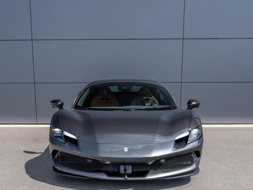 2024 Ferrari 296 GTS 