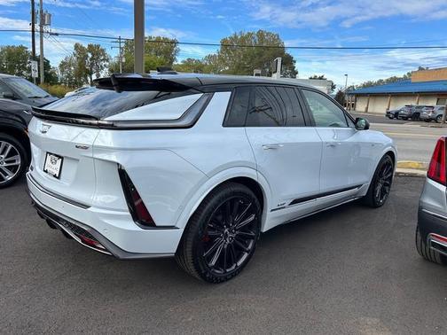 2026 Cadillac LYRIQ V Premium