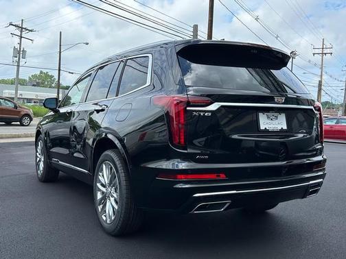2025 Cadillac XT6 Premium Luxury AWD