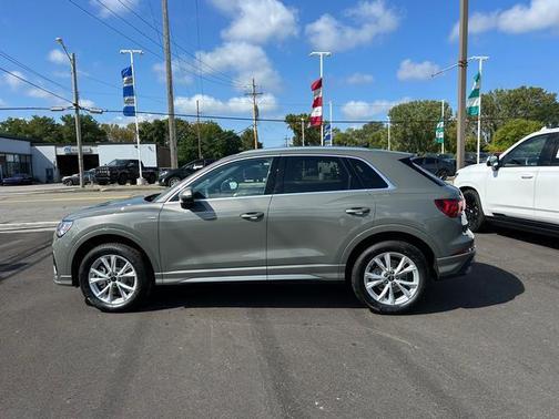 2025 Audi Q3 45 S line Premium Plus