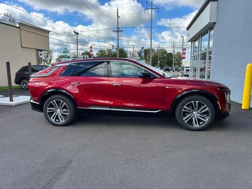 2026 Cadillac LYRIQ Premium Luxury