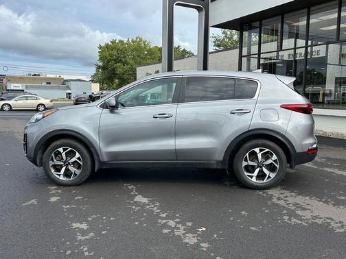 2022 Kia Sportage LX