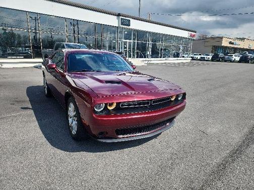 Octane Red Pearlcoat 2021 Dodge Challenger SXT