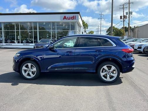 2025 Audi Q5 Premium Plus