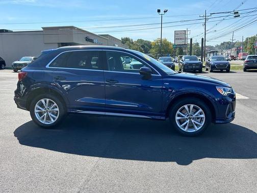 2025 Audi Q3 45 S line Premium Plus