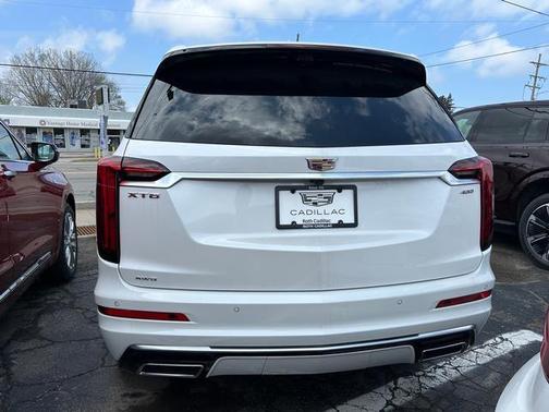 2025 Cadillac XT6 Premium Luxury AWD