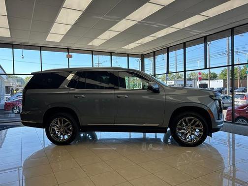 2025 Cadillac Escalade Premium Luxury