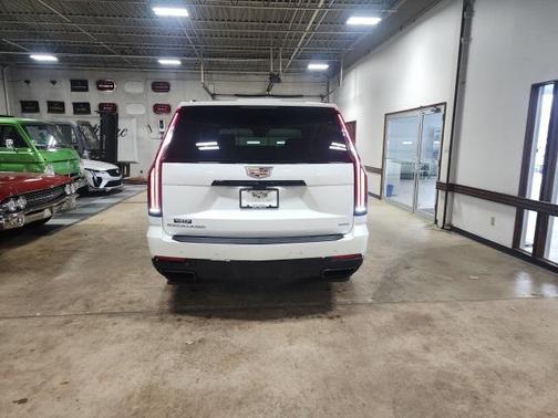 2025 Cadillac Escalade Sport