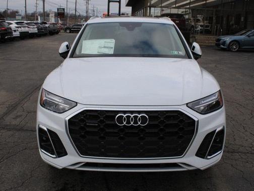2024 Audi Q5 45 S line Premium