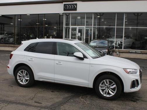 2024 Audi Q5 45 S line Premium