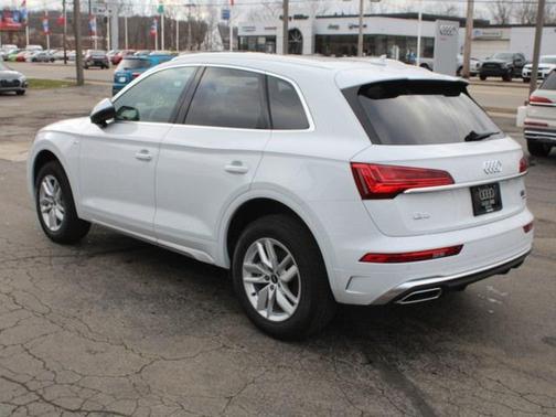 2024 Audi Q5 45 S line Premium