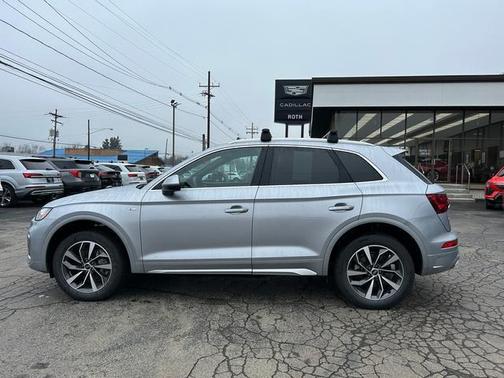 2025 Audi Q5 45 S line Premium Plus