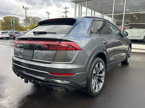 2026 Audi Q8 55 Premium Plus