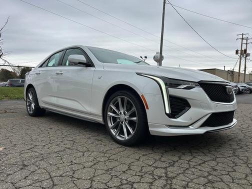 2023 Cadillac CT4 Sport