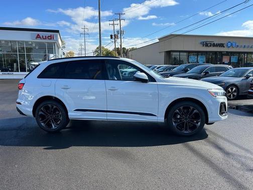 2026 Audi Q7 55 Premium Plus