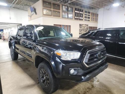 2022 Toyota Tacoma SR